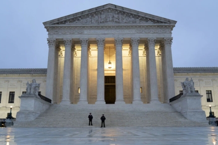 La Corte Suprema, massimo potere e minima legittimità