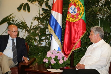 Vergognoso affronto del parlamento europeo a Cuba, mentre Díaz-Canel visita il Portogallo