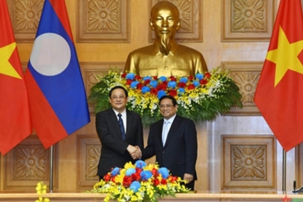 Il primo ministro laotiano visita il Vietnam ad inizio 2024